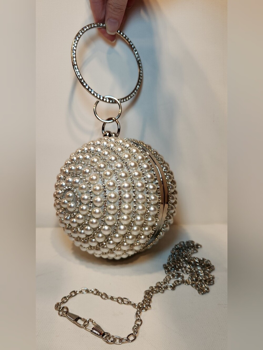 Pearl And Crystal Spherical Round Circle Evening Bag